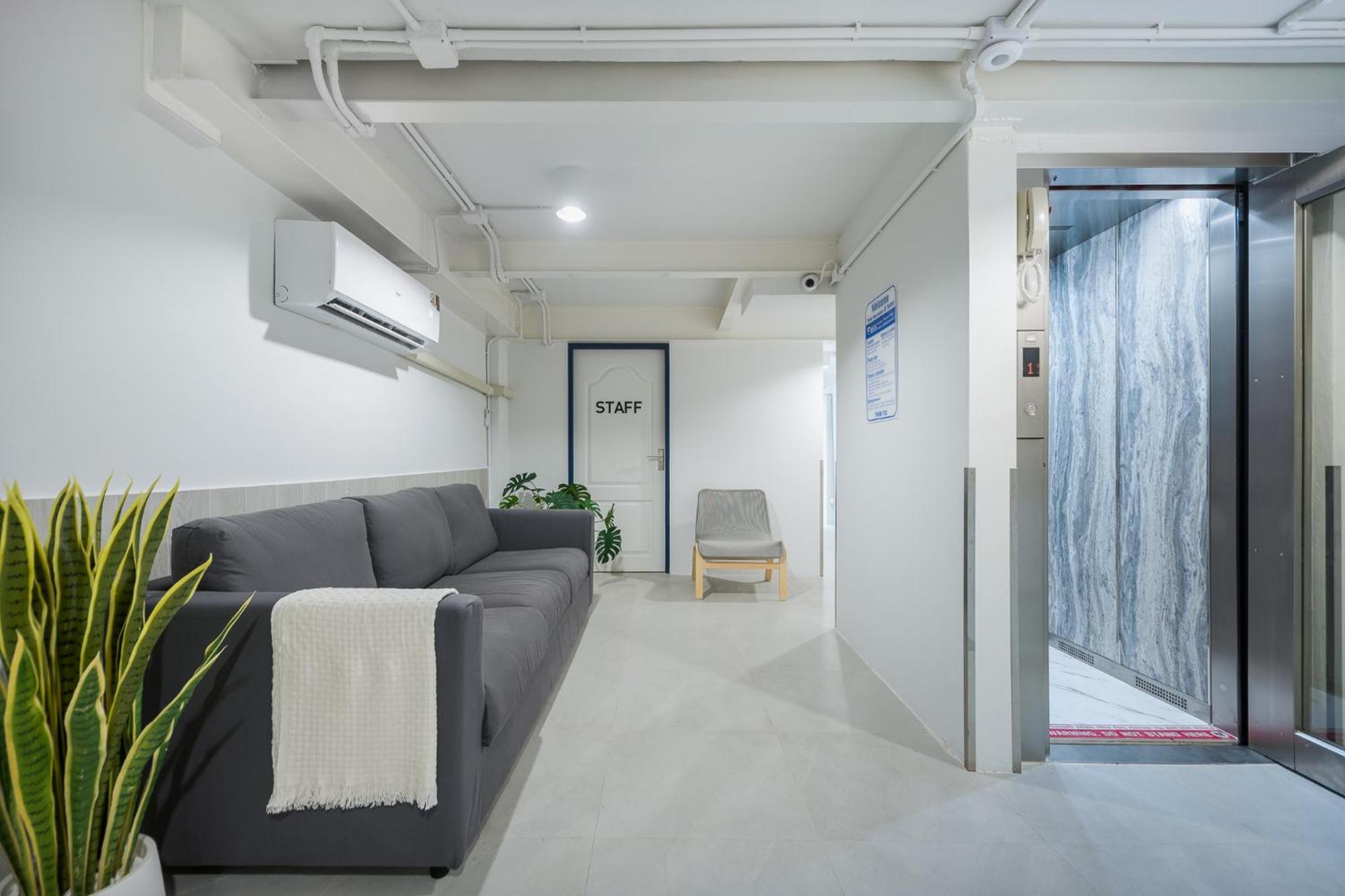 Platinum Premium Deluxe Apartments Bangkok Exteriör bild